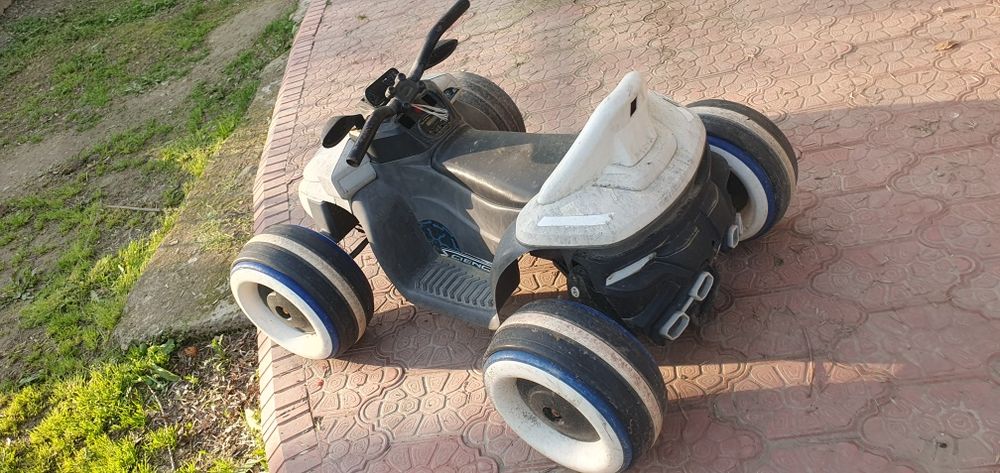 Bolalar mashinasi sotiladi 40 kg gacha kotaradi