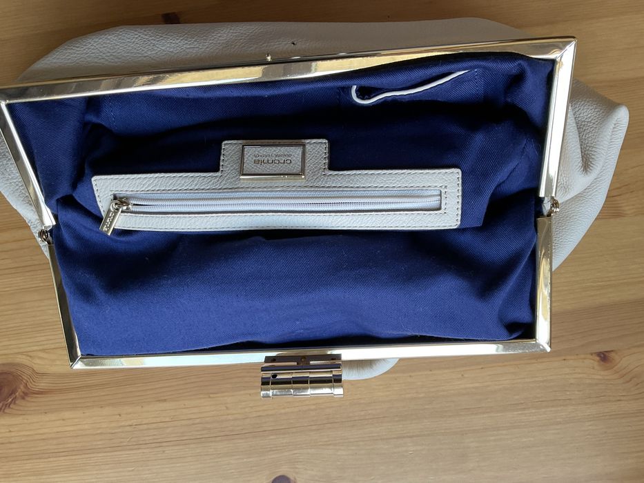 Дамска кожена чанта