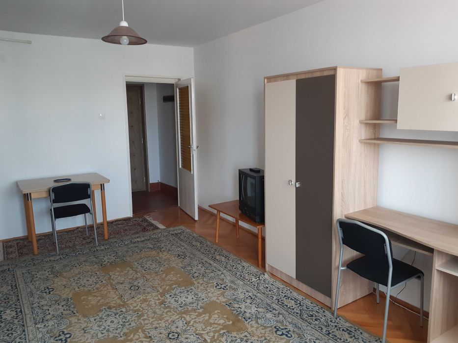 Dau in chirie garsonieră ultracentral