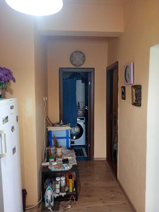 vand apartament 2 camere