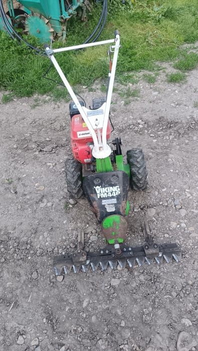 Vând motocositoare motor nou