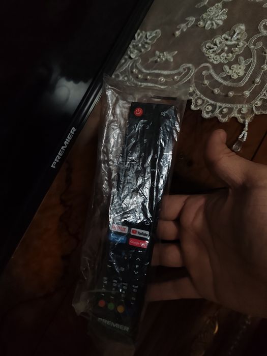 Телевизор Premier 32 smart