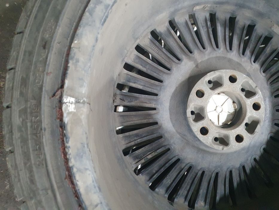 Продам диски для бмв R19