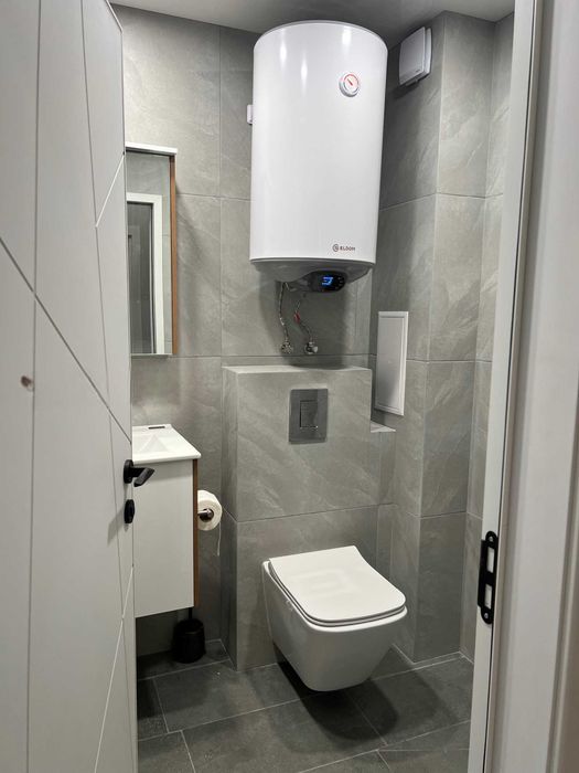 Дава се под наем Едностаен апартамент в София, Дружба 2 - 70 кв.м за 700 € - Снимка #3