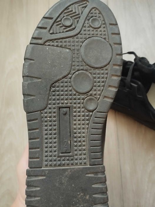 Почти нови мъжки обувки 42 номер