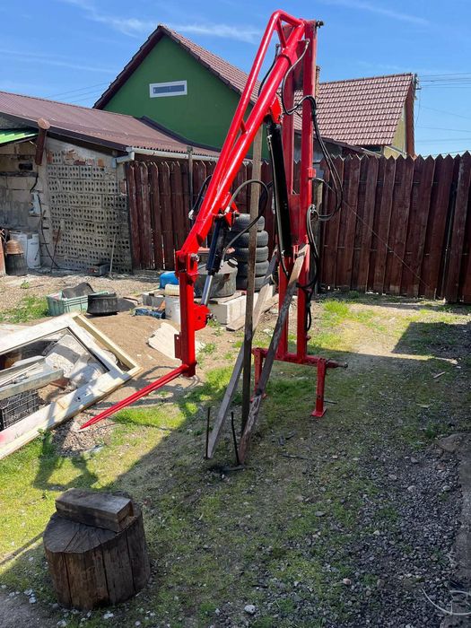 Vând girafa tractor