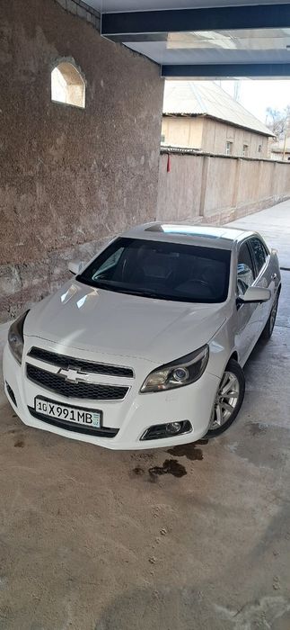 Малибу 2012 идеальным состояние 210 пробег мотор с капремонта