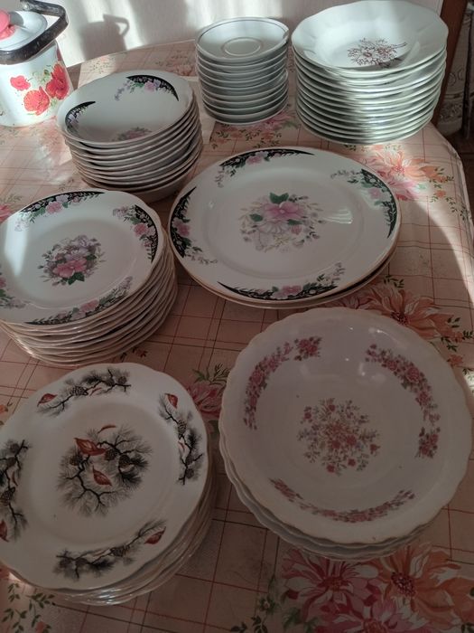 Продам тарелки в отличном состоянии