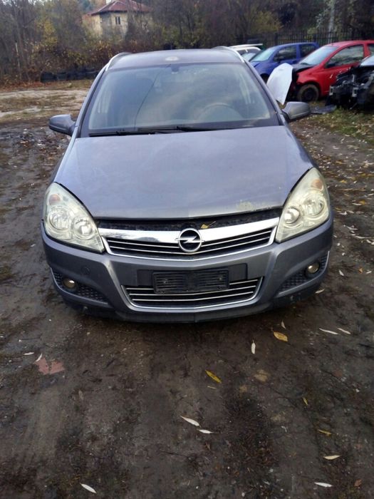Опел Астра Х комби Z17DTH(НА ЧАСТИ