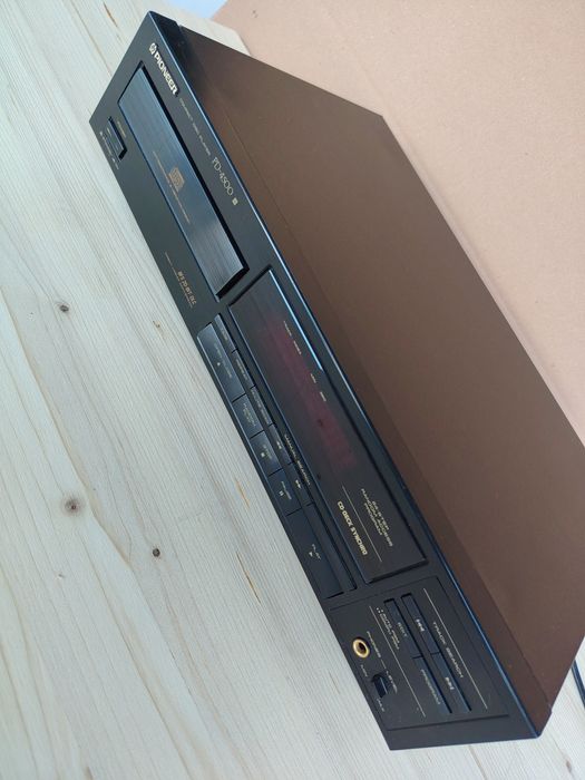 Pioneer CD player