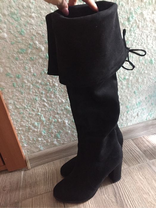 Продам демисезонные сапоги