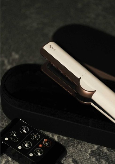 Оригинальный Dyson Airstrait с подставкой и кейсом