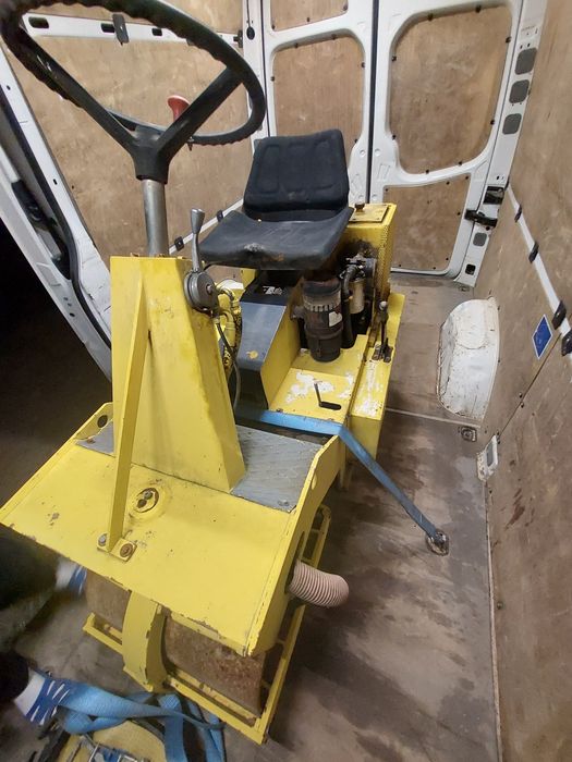 Mini cilindru compactor