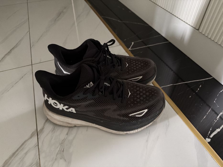 Кроссовки hoka черные