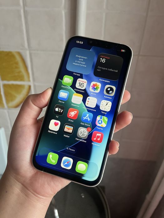 Айфон 13 256гб отличный