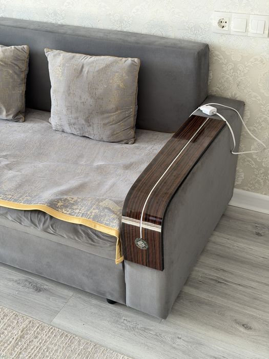 Диван гостевой для зал хол