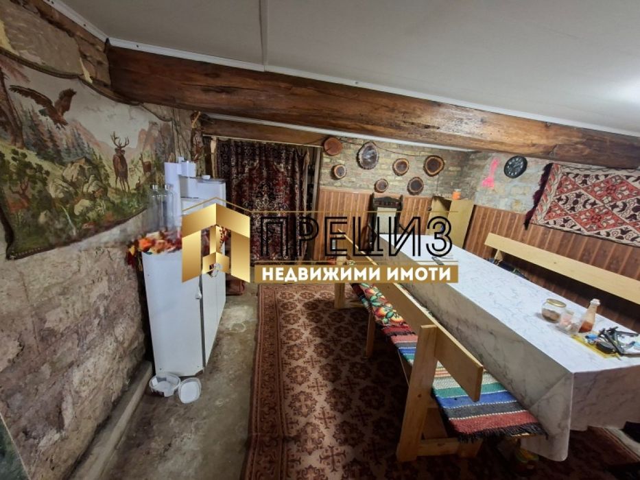 Продава се Къща в Велики Преслав - 200 кв.м за 550 €/кв.м - Снимка #14