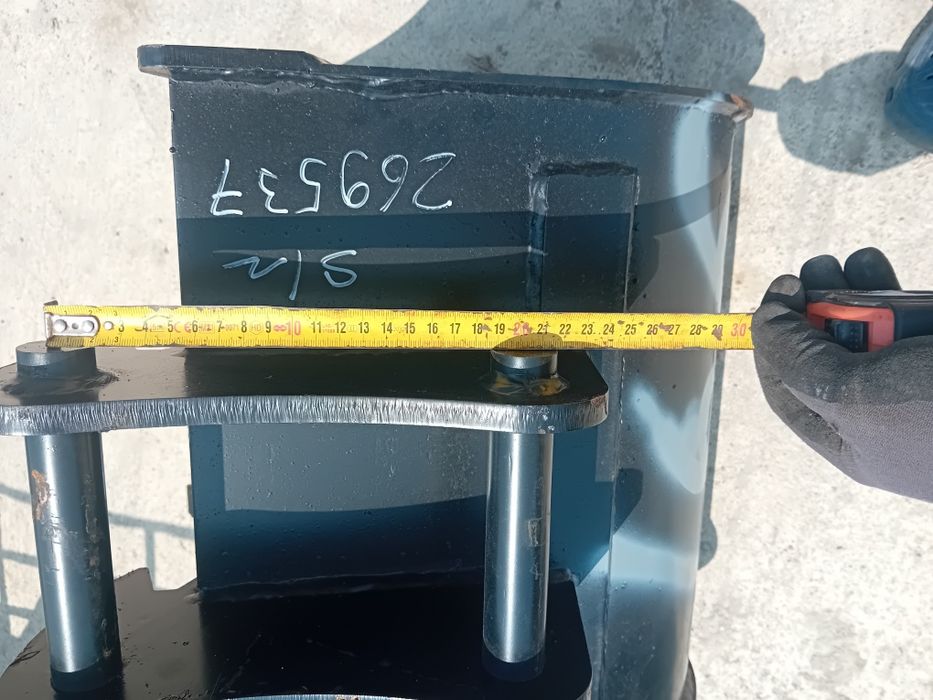 Cupa.noua.45 cm miniexcavator 2 2.5 tone