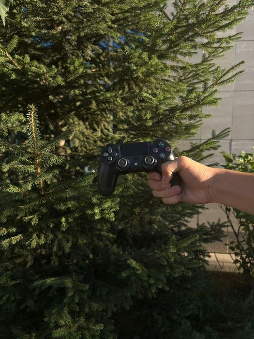 Джойстики для Playstation4 срочно