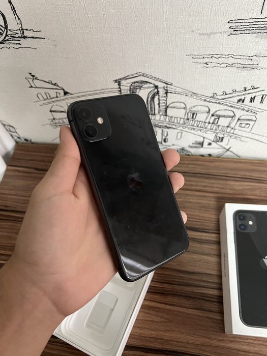 Айфон 11, есть торг