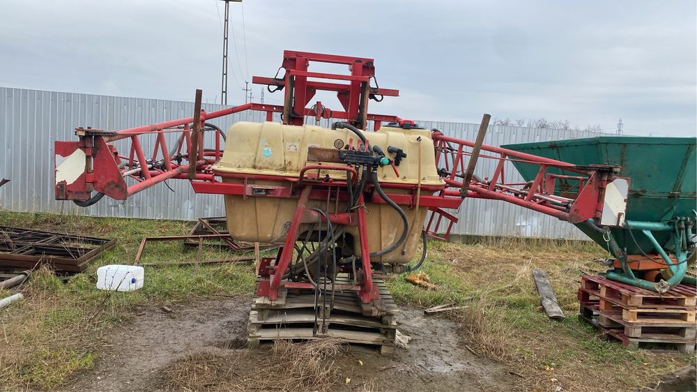 Vand masina erbicidat 12 m