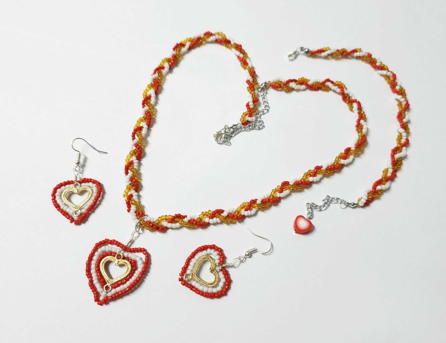 Seturi pe rosu inimi si inimioare Valentine's day ziua indragostitilor