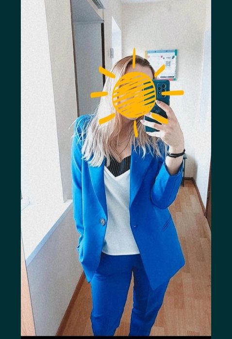 Брючный женский костюм