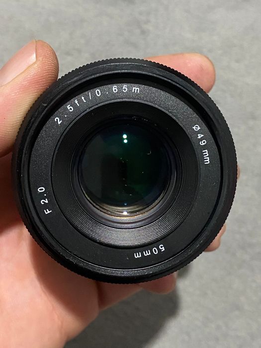 Lentilă cu focalizare manuală de 50 mm,F/2 cu montură de Nikon 1