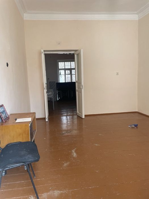 Небольшой двор под таунхаус