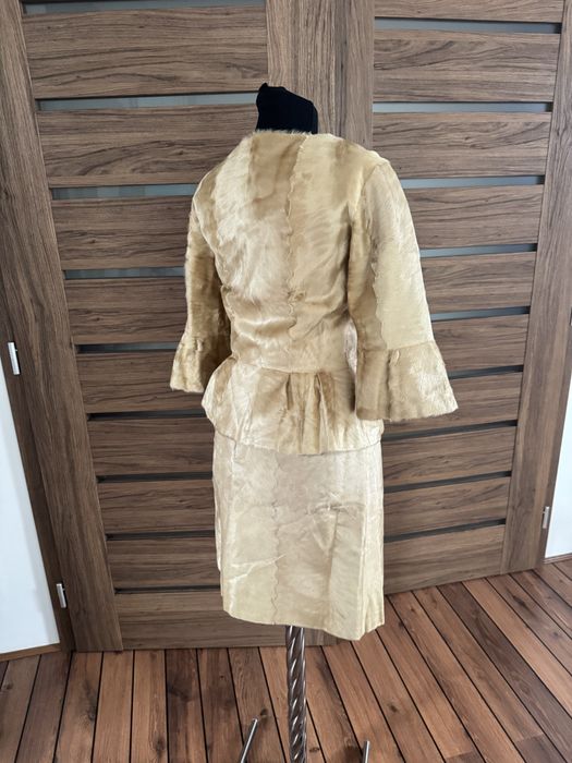 Compleu din blana naturala