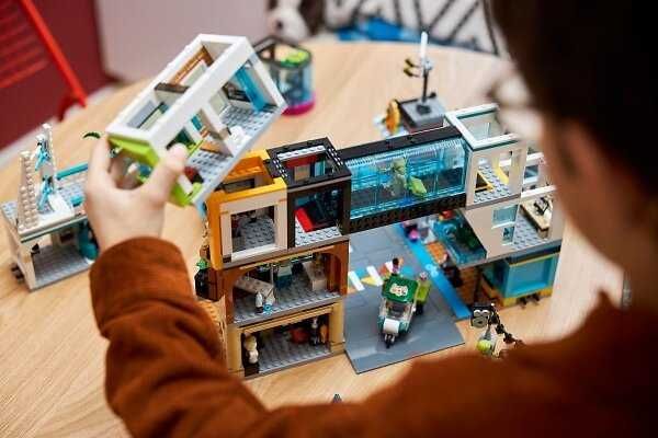 LEGO CITY, City Center, 60380
