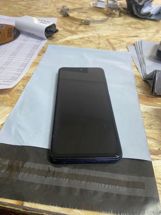 Продам телефон Redmi Note 9