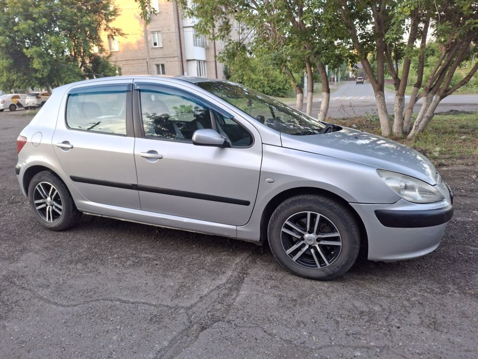 Продам автомобиль Peugeot 307