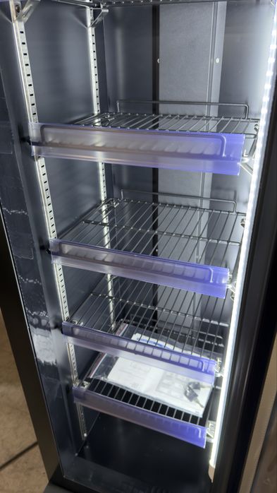 НОВА ! SLIM Хладилна витрина  KUHLSTEIN | 168 Л | NO FROST | LED | 6 РАФТА