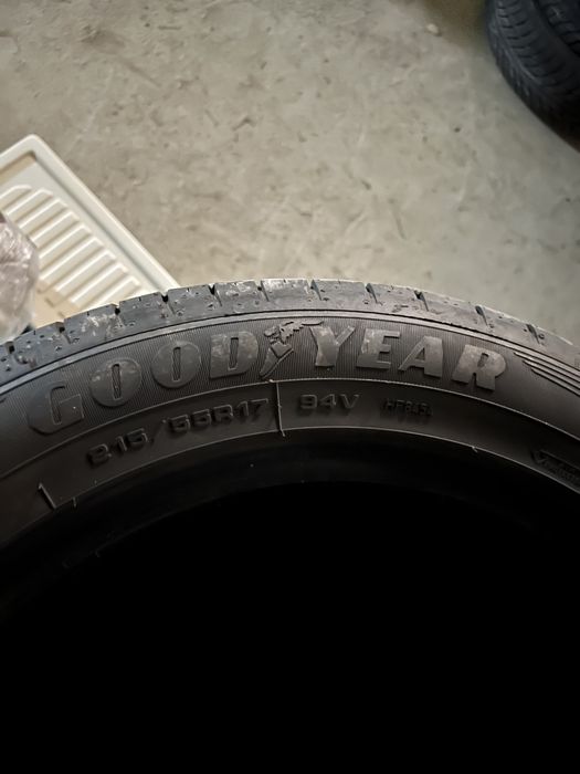 R17 летние шины 215 55