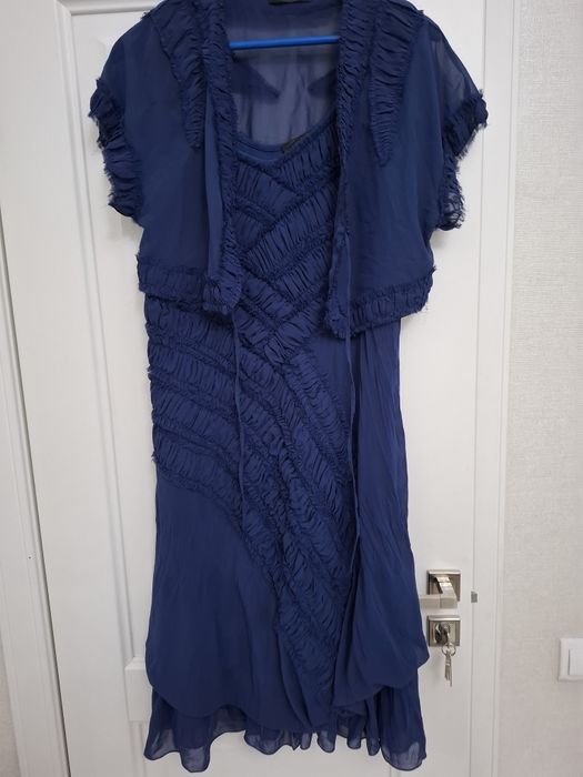 Женское.  . платье