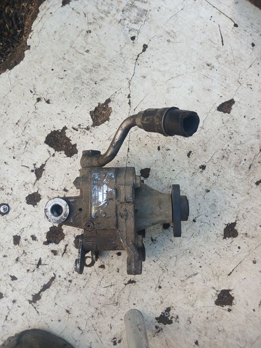 Гур насос БМВ Е36