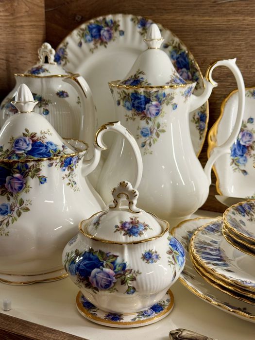 Royal Albert Moonlight Rose