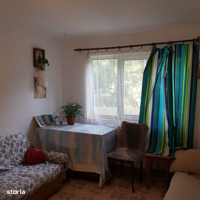 Casă 5 camere cu mansardă și garaj în Bucium