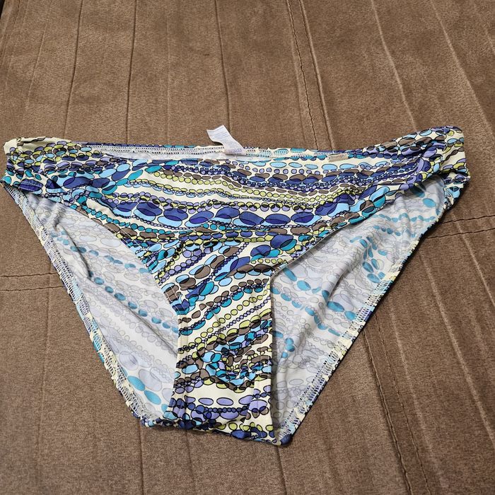Нови бански Arena,  Speedo,  Triumph