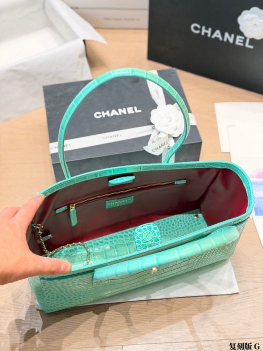 Geanta chanel Turqoise tiffany piele naturala pe comanda
