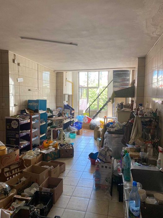 Spatiu comercial 715mp 24 trepte