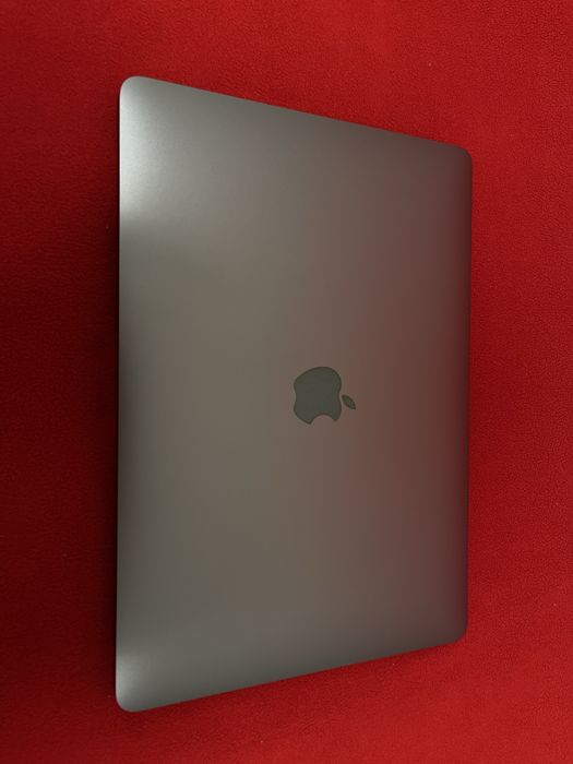 MacBook Air 13, M1 100%