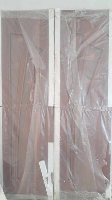 Двери б/у межкомадные