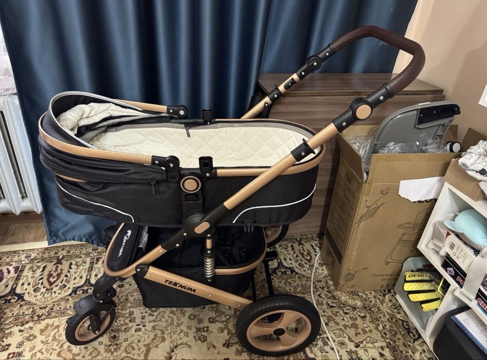 Коляска трансформормер Teknum