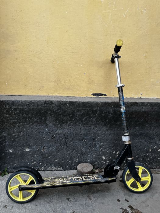 Продам самокат большой