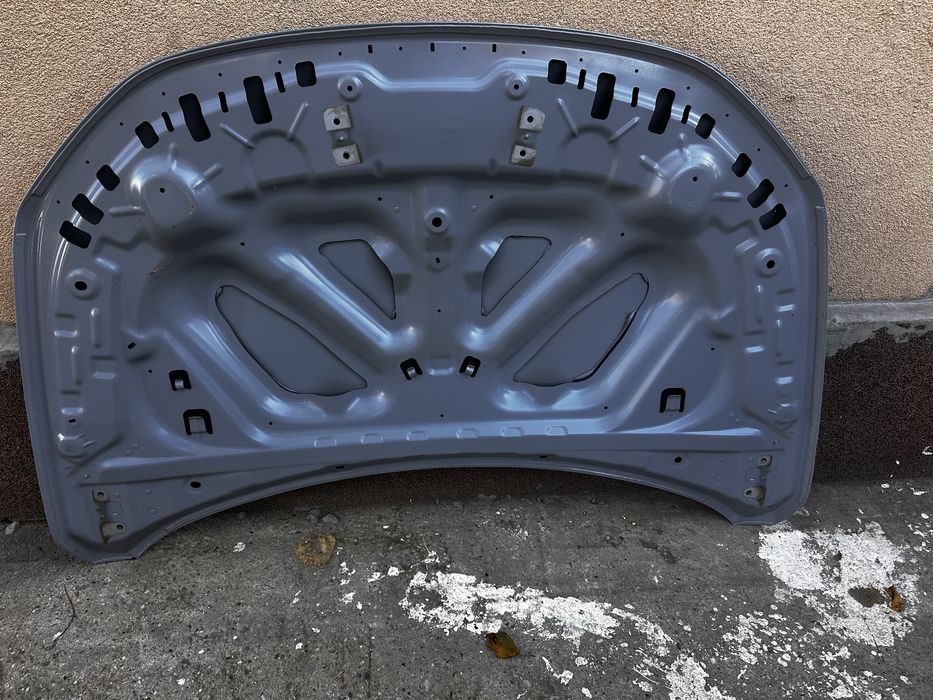 Capotă motor renault captur.