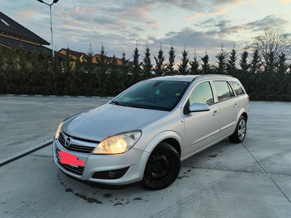 Vând Opel astra H