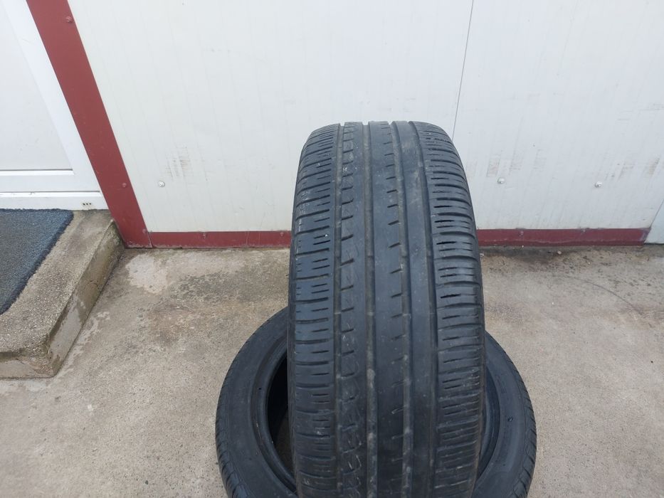 100 lei bucata! Doua anvelope de vara 215 50 r17 Pirelli