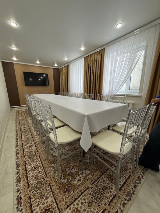 Аренда столов и стульев